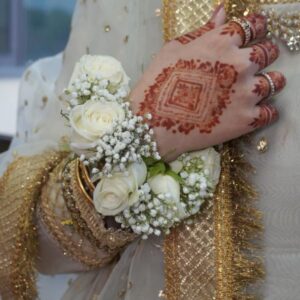 Artificial Hand Gajra
